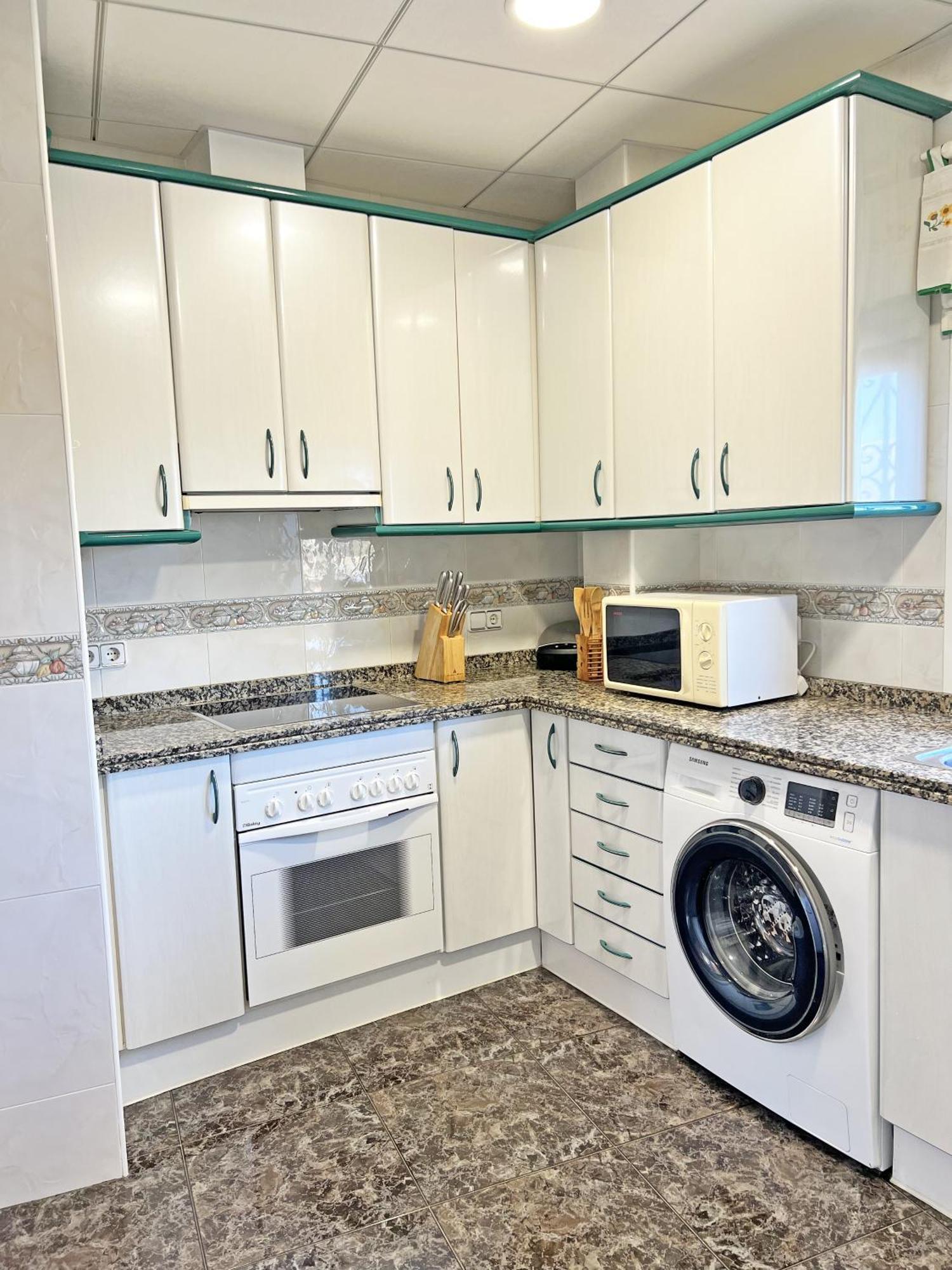 A 100M De La Playa. 2 Hab. A/C Apartment Alicante Bagian luar foto